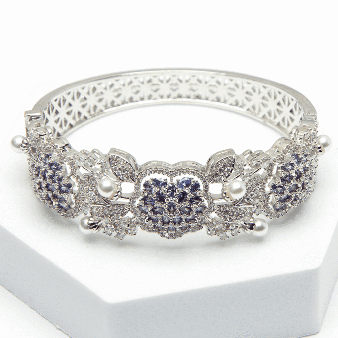 Beautiful Violet Rhinestone Crystal Stretch AD Bracelet
