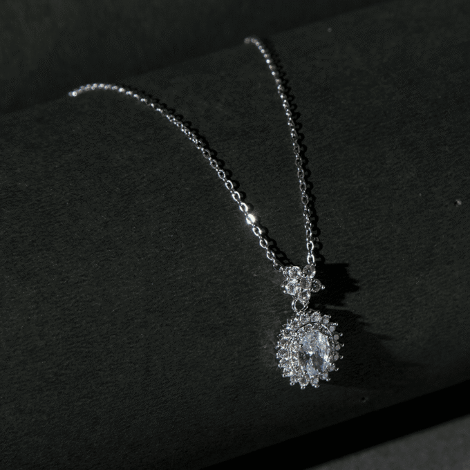 Silver Zircon Jewelry with AD Pendant Necklace